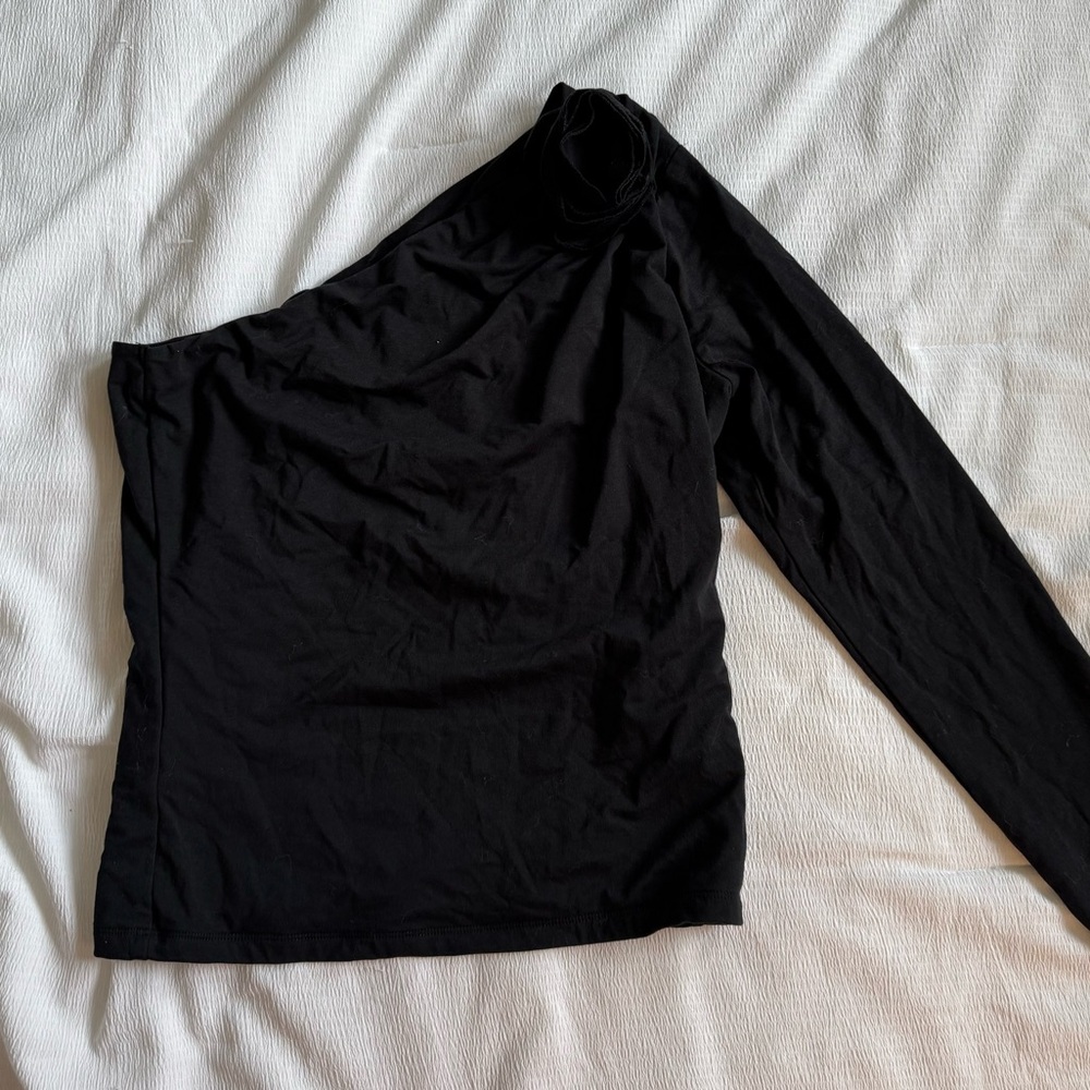 Abercrombie Black One Sleeve Rosette Top